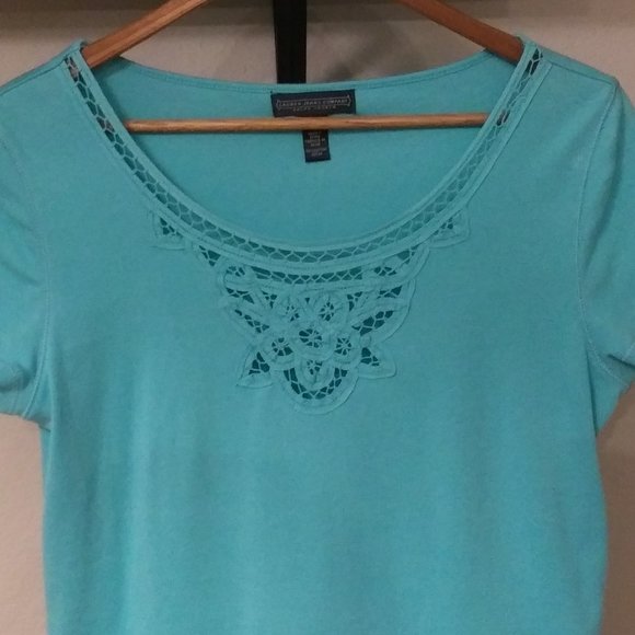 Lauren Jeans Company Lace Vee Turquoise Short Sleeve Top - Picture 4 of 6